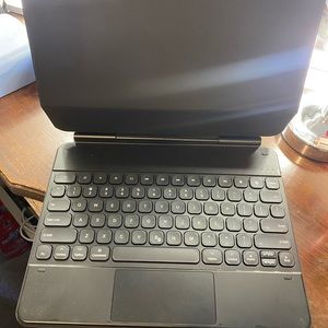 Keyboard case for iPad Pro 12.9” ONLY